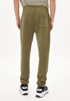 Armedangels Aadan Comfort - Trainingsbroek - Oliva -Heren Mode Boutique 08cd48bdbae24d66b323825adc8490c2