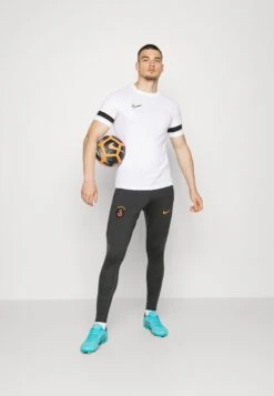 Nike Performance Galatasaray Istanbul Strike Pant - Fanartikel - Anthracite/Vivid Orange -Heren Mode Boutique 1213c21c330a4e26a073cc1ff5cef704