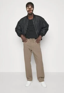 Emporio Armani Trouser - Broek - Incenso -Heren Mode Boutique 1545e8f1361c453fb1a9961715a48916