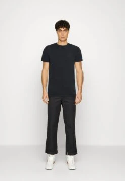 Nieuwe uitgaven -Heren Mode Boutique 197c2acf179c417eb839a63737b00740