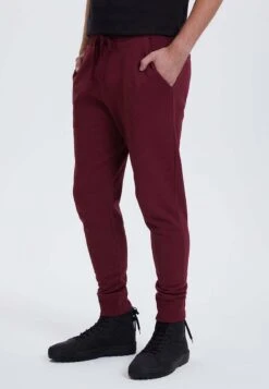 Core- Trainingsbroek - Cabernet 9 Core- Trainingsbroek - Cabernet -Heren Mode Boutique 1c4b576ef31a4b168a508ecedaa31ea3