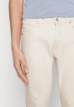 Tiger Of Sweden Pistolero - Slim Fit Jeans - Ecru 11 Tiger Of Sweden Pistolero - Slim Fit Jeans - Ecru -Heren Mode Boutique 1fbf3ea692df457faa100ed804f63f8e