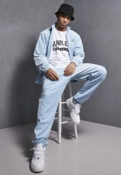 Southpole Aop Velour - Trainingsvest - Babyblue -Heren Mode Boutique 21e5c85bee9044e296353a17c5b384b2