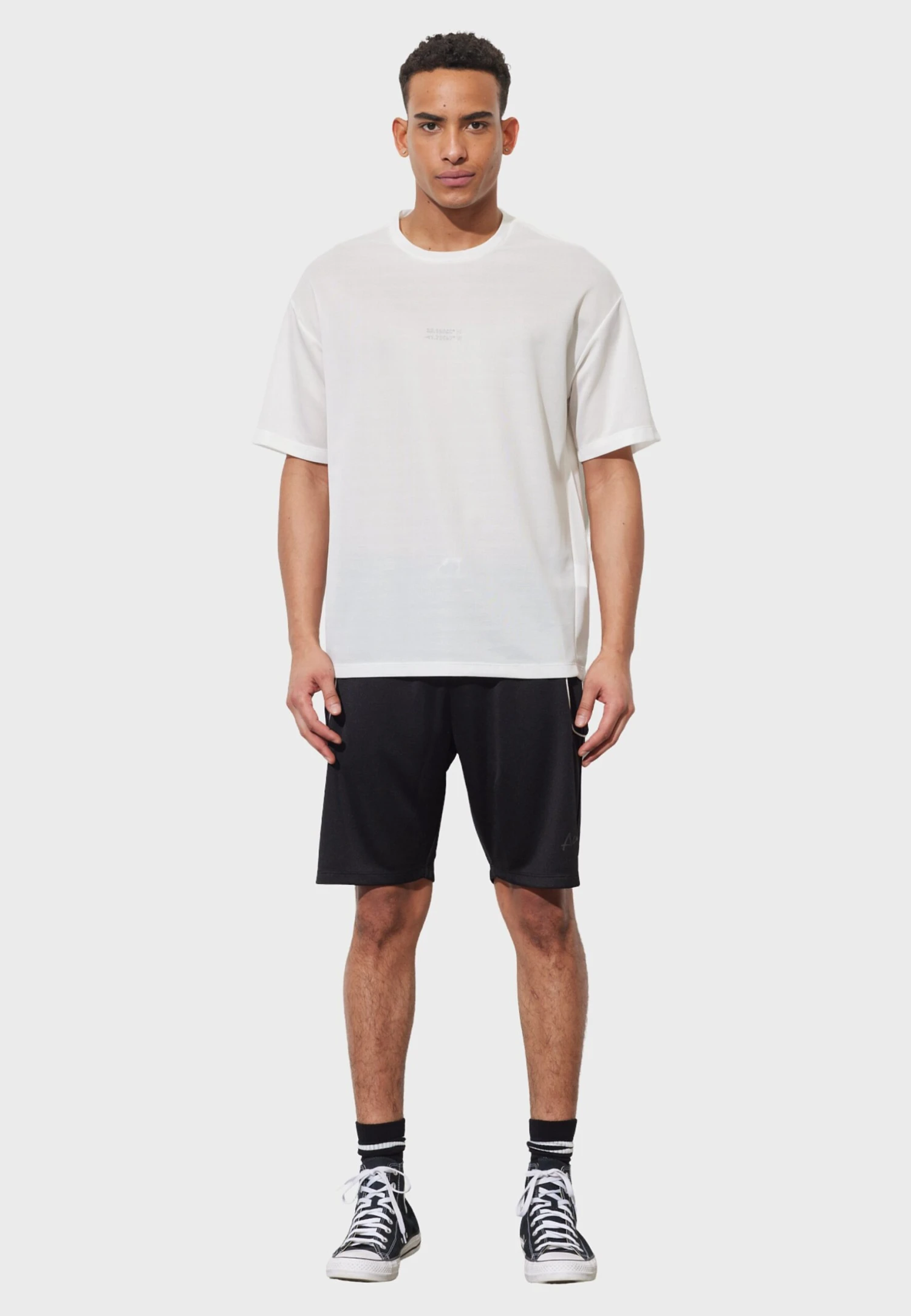 Loose Fit- T-Shirt Basic - White 3 Loose Fit- T-Shirt Basic - White