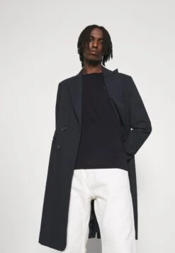 Emporio Armani Set 2 Pack - T-Shirt Basic - Blu Navy -Heren Mode Boutique 2dd025dc99634b1a8216fc7f0af88c37