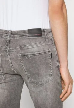 Antony Morato Ozzy Power Stretch - Jeans Tapered Fit - Nero -Heren Mode Boutique 3034a648dd2c4ea5a7f786a1cd380d8c