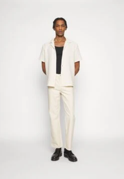 Sandro Regular- Relaxed Fit Jeans - Ecru -Heren Mode Boutique 31c8f70bfefa46cd96c7b1613ea357ab