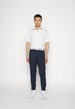 J.Lindeberg Grant Pants - Chino - Navy 12 J.Lindeberg Grant Pants - Chino - Navy -Heren Mode Boutique 3373acb93cf149ee93a24abdd7311f53