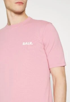 BALR Athletic Small Branded Chest- T-Shirt Basic - Rose -Heren Mode Boutique 3db0f1c3b1a74948aac8707ca8ab7c94