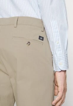 Smart Flex Slim - Chino - Dockers Khaki -Heren Mode Boutique 4adf37d272a24d2697eca30b8d9e3f4c