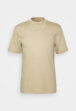 J.Lindeberg Ace Mock Neck - T-Shirt Basic - Safari Beige 16 J.Lindeberg Ace Mock Neck - T-Shirt Basic - Safari Beige -Heren Mode Boutique 5547b4698cf643ce918e48022521d7ce