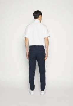 J.Lindeberg Grant Pants - Chino - Navy 13 J.Lindeberg Grant Pants - Chino - Navy -Heren Mode Boutique 6c543f4e06564c4384b139c000ead865