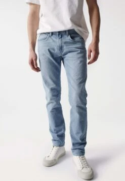 Straight Leg Jeans - Blue