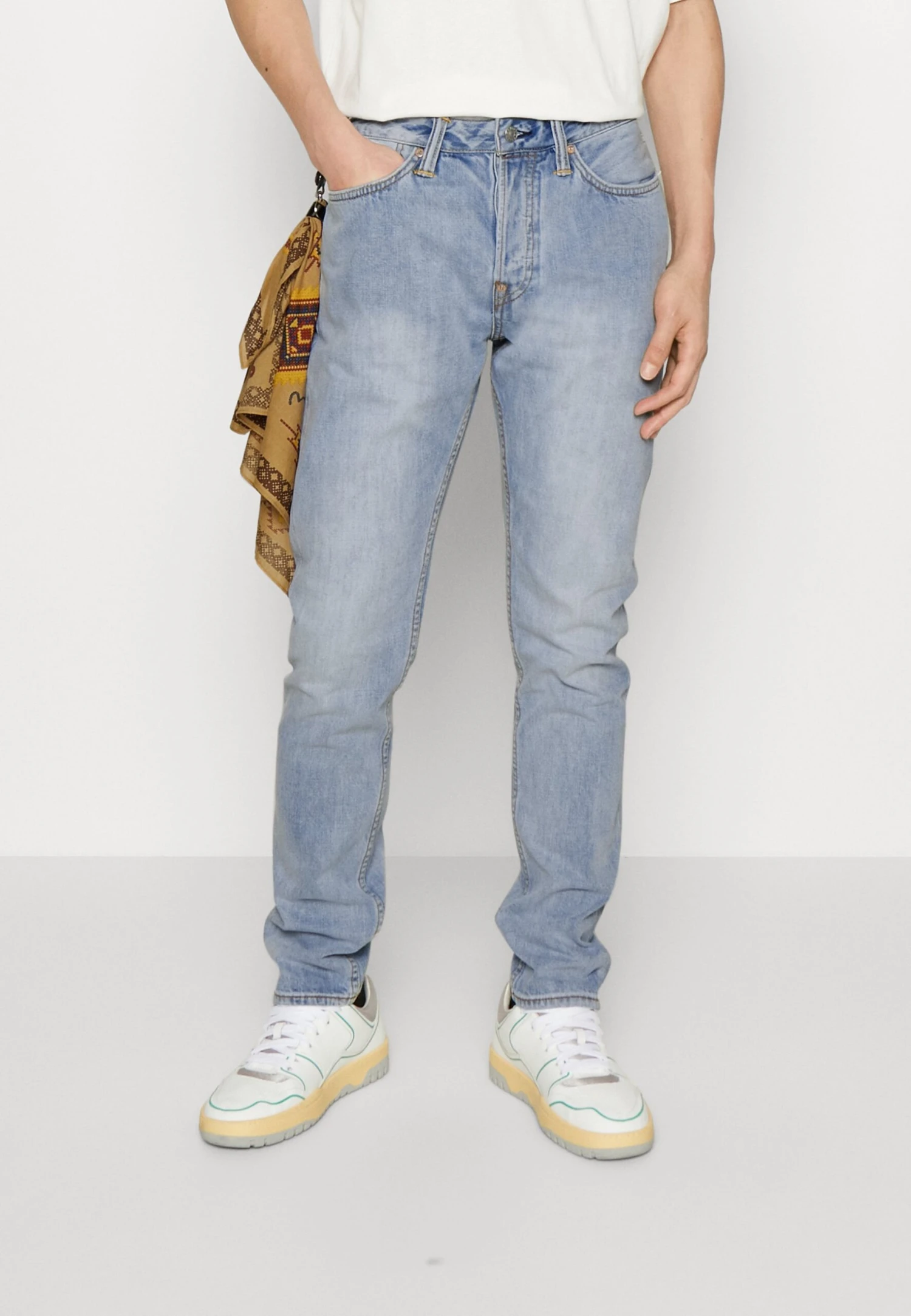 Evisu Nomadic Bandanna- Jeans Tapered Fit - Light Tone Indigo 3 Evisu Nomadic Bandanna- Jeans Tapered Fit - Light Tone Indigo