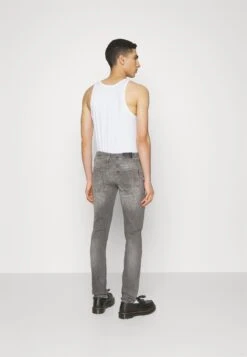 Antony Morato Ozzy Power Stretch - Jeans Tapered Fit - Nero -Heren Mode Boutique 732568f950c84d21ba1144431183c742