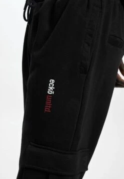 URBAN CLASSICS Herren Ecko Unltd Rebel - Trainingsbroek - Black -Heren Mode Boutique 7b15361b4d6c4a478f9a43ecde0f2680