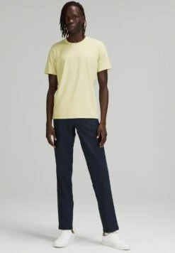 Nieuwe uitgaven -Heren Mode Boutique 7bf5e5e56f434ff1874d16bac1b45aa4