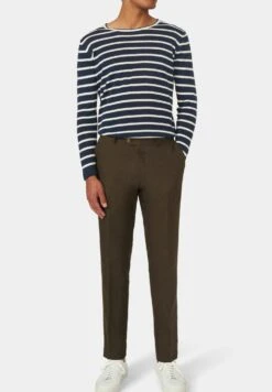 Oscar Jacobson Denz- Chino - Green Leaf