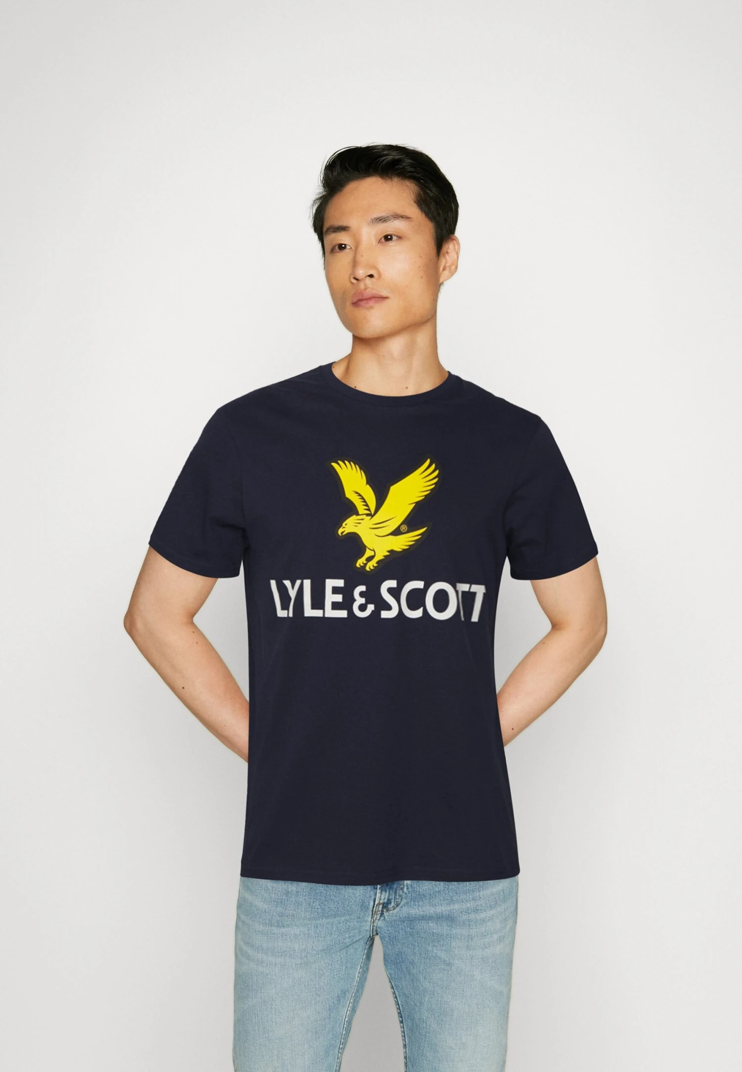 Lyle & Scott T-Shirt Print - Navy 3 Lyle & Scott T-Shirt Print - Navy