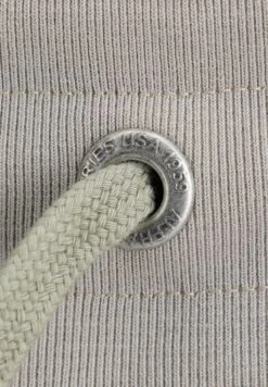 Alpha Industries Basic Small Logo - Trainingsbroek - Vintage Sand -Heren Mode Boutique 934e99d05c53409190467ad5610f8d60