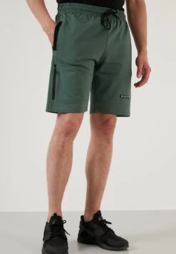 Regular Fit - Trainingsbroek - Green 11 Regular Fit - Trainingsbroek - Green -Heren Mode Boutique 95c29fff572048db9c4715c0532debcb