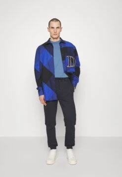 Dondup Pant - Trainingsbroek - Navy -Heren Mode Boutique a1885a58cf5f4492bdca44cfbf578ab4