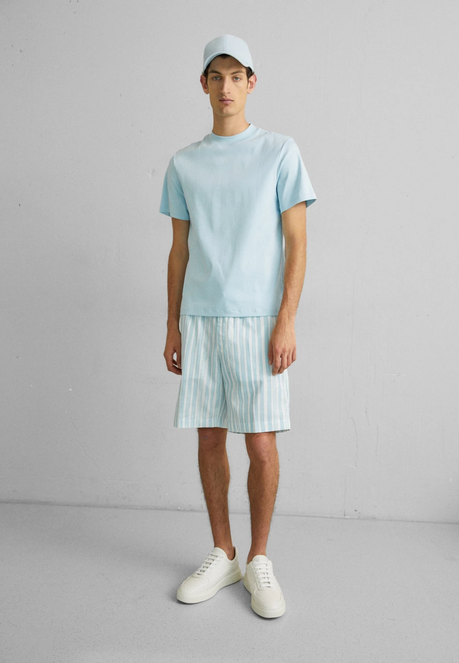 J.Lindeberg Ace Mock Neck - T-Shirt Basic - Dream Blue 4 J.Lindeberg Ace Mock Neck - T-Shirt Basic - Dream Blue - Afbeelding 2