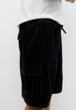 PULL & BEAR Waistband - Jeansshort - Black -Heren Mode Boutique ac0dfa3ef4044f89aded892ee9c2f710