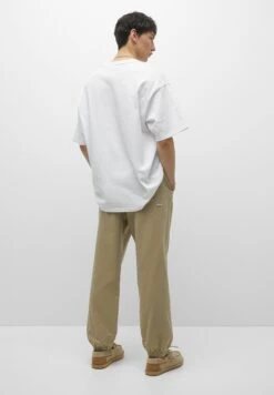 PULL & BEAR Rustic- Trainingsbroek - Camel -Heren Mode Boutique aea5d2aed84b43e8b6010cd4e7357749