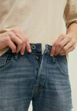 Jack & Jones Slim Fit Jeans - Blue Denim -Heren Mode Boutique bb39aaee553d4e8da371abbcb14a1d81