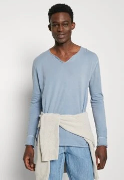 Zadig & Voltaire Monastir Voltaire - Longsleeve - Bleu Horizon -Heren Mode Boutique bca9bfef68d44b9a8a1ee02eb92412ff