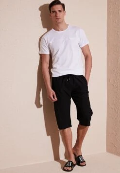 Regular Fit - Zwemshorts - Black 8 Regular Fit - Zwemshorts - Black -Heren Mode Boutique cddb56a317f942338185591bb5a4db17