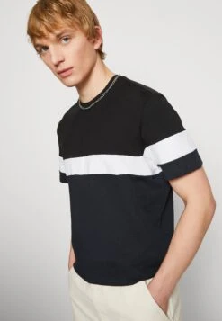 Only & Sons Onsbailey Tee 2 Pack - T-Shirt Print - Dark Navy -Heren Mode Boutique e1df94a8f5dc4db89ecb7eae2e27e3da