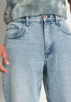 Redefined Rebel Tokyo - Relaxed Fit Jeans - Bleach -Heren Mode Boutique f9a7967eb6164843890805521dd64b6b